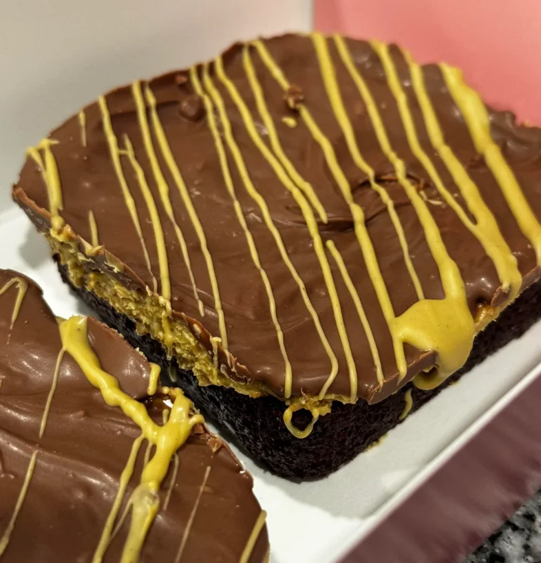 Crumbl Dubai Chocolate Brownie 8